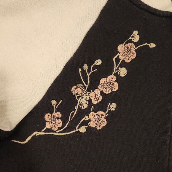 Y2K Wet Seal Bomber Jacket, Black & Cream Zip-Up Floral Embroidery, Varsity Sz L - Picture 5 of 9